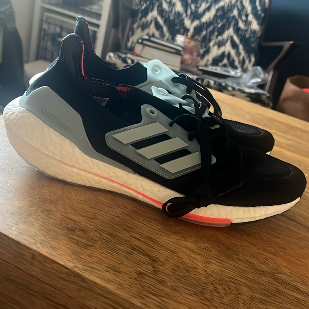 Ultraboost 22